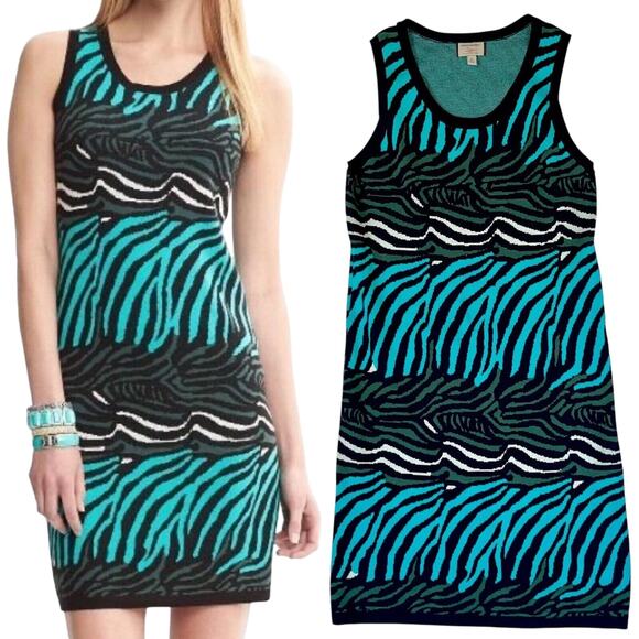 Banana Republic Issa London Sheath Sweater Dress - Picture 3 of 9